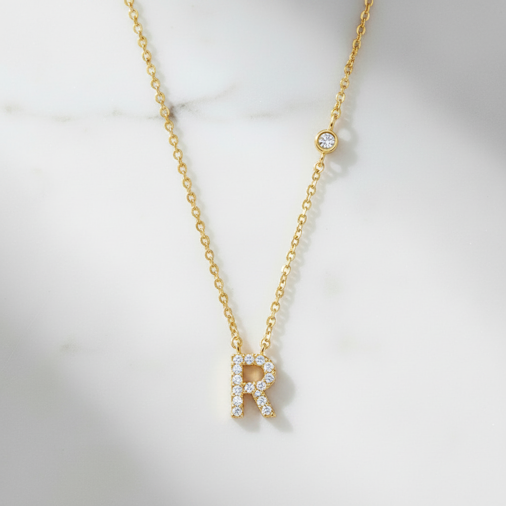Letter R ketting