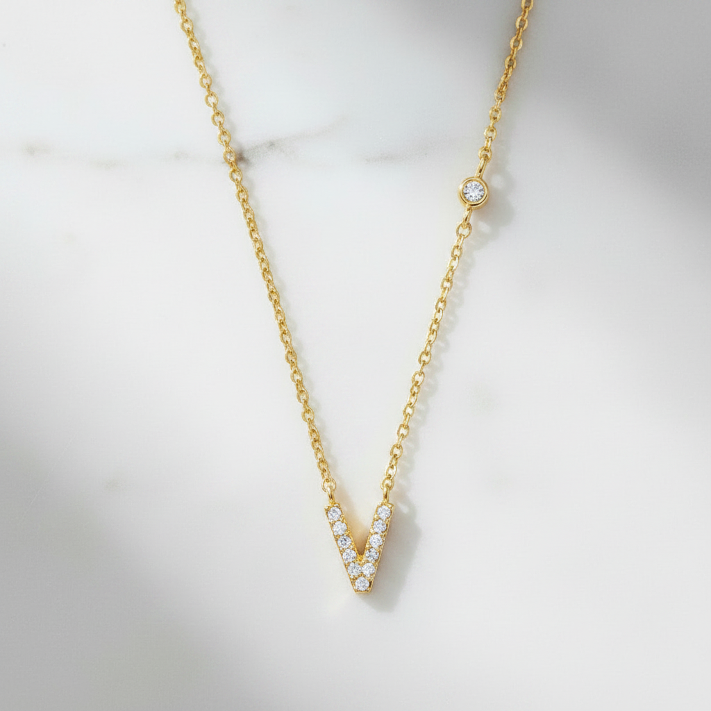 Letter V ketting